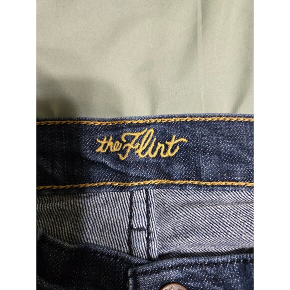 The flirt by old navy size 4 women's  bootcut jeans - Picture 6 of 11